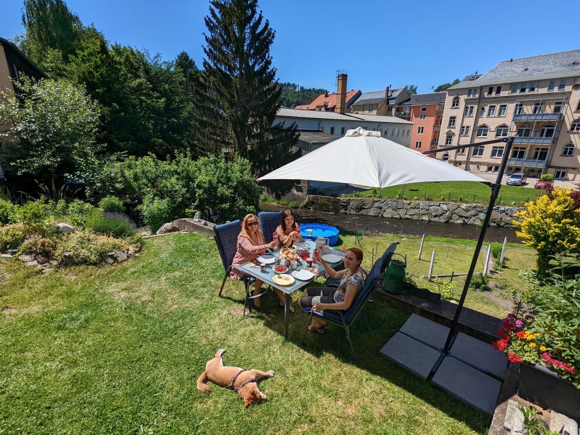 Uo3 - Urlaubsmagie- Urlaubsoase Mitten In Sebnitz Exterior foto